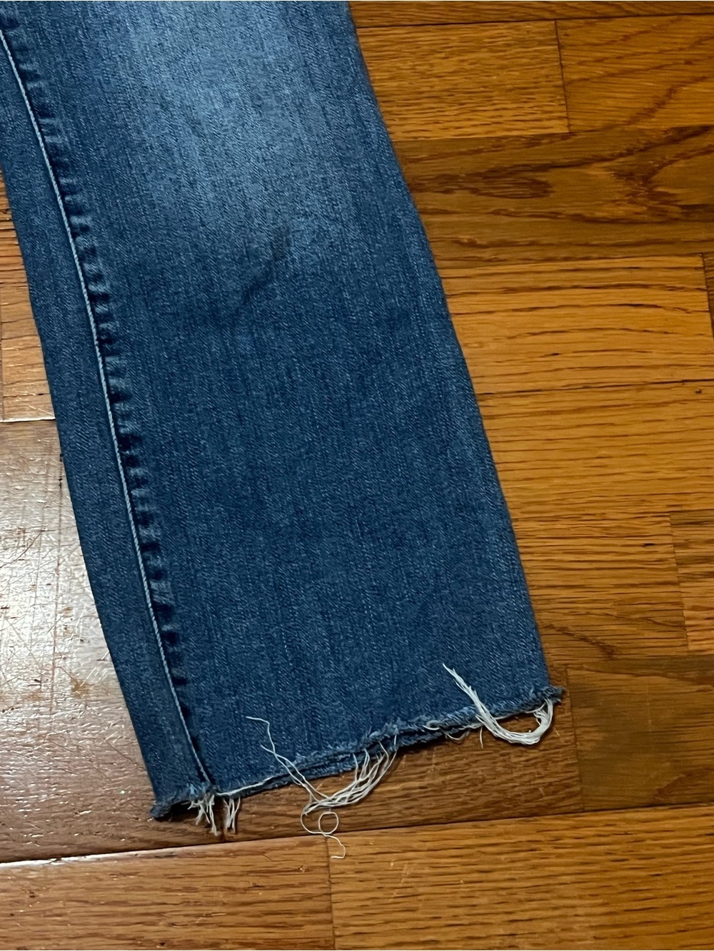 Madewell Cali Demi-Boot Straight-Leg Crop Jeans with Raw Hem Women’s 26P - Picture 3 of 14